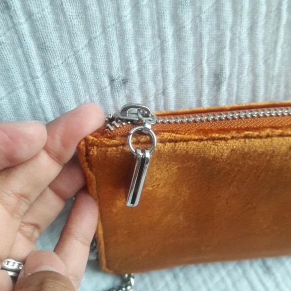 UO rosie wallet crossbody bag - Picture 5 of 6